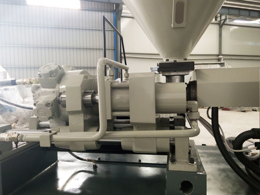 Única máquina de fatura giratória automática completa do PVC única cor Outsoles para sapatas do esporte