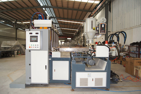 2/4 de PVC Outsole/única máquina 220T das estações da modelação por injeção