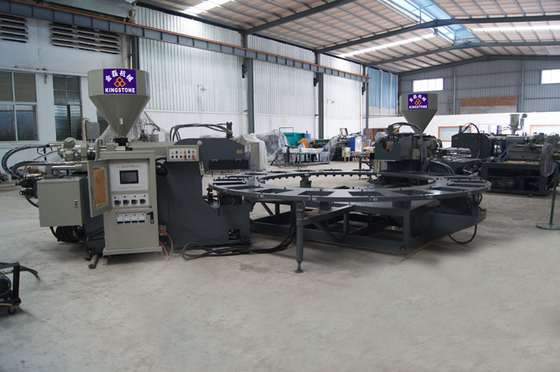 Máquina da modelação por injeção da sapata dos esportes das crianças única, única máquina moldando de TPR